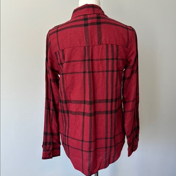 Thread & Supply Red Black Plaid Button-Up Flannel Shirt Women's M NWT - Picture 4 of 7